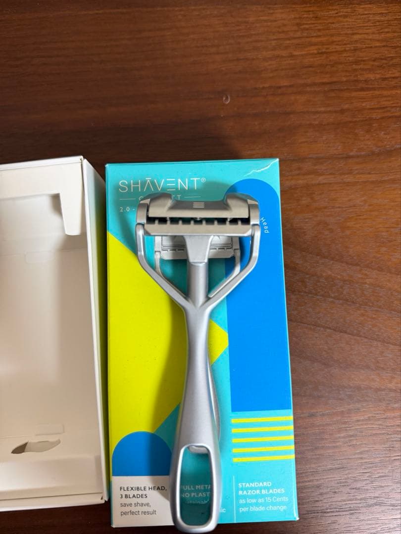 SHAVENT サスティナブル首振り3枚刃シェーバー ドイツ製　剃刀