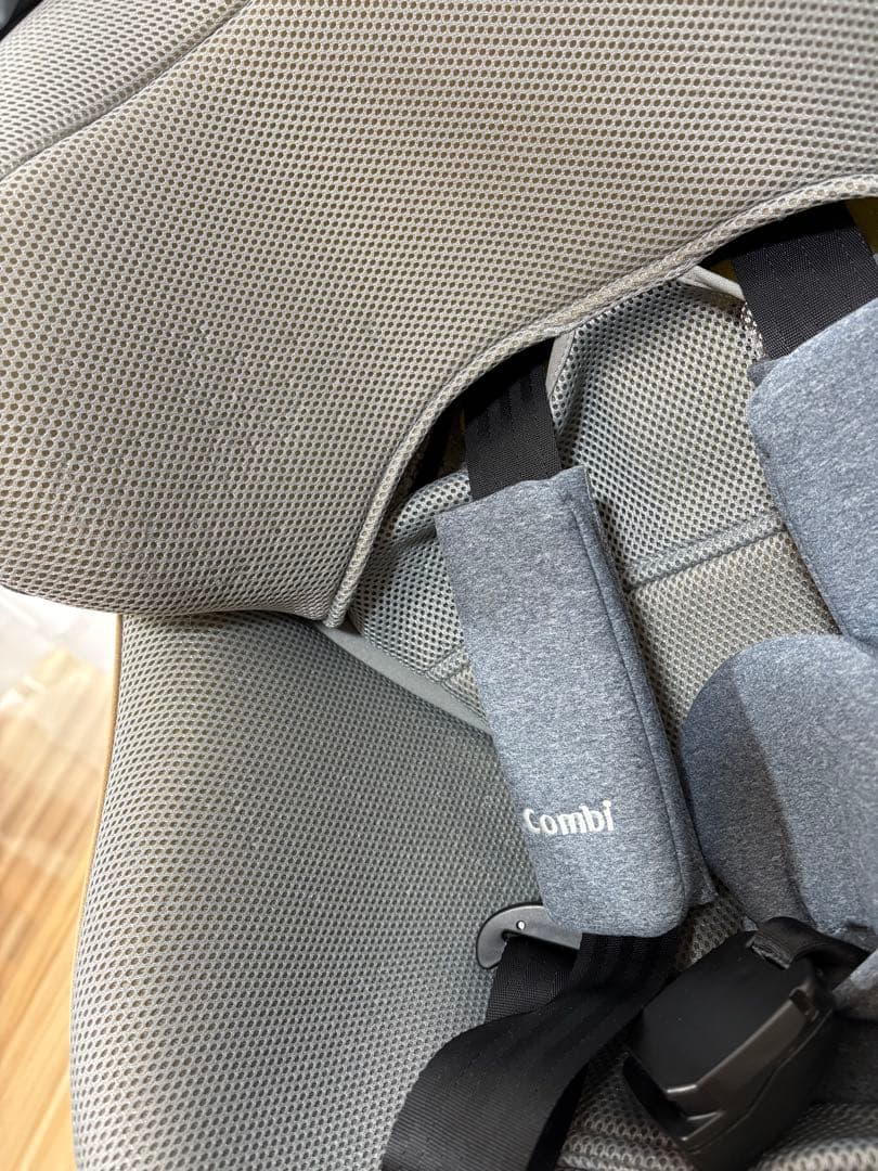 Combi クルムーヴ スマート ISOFIX シリーズ