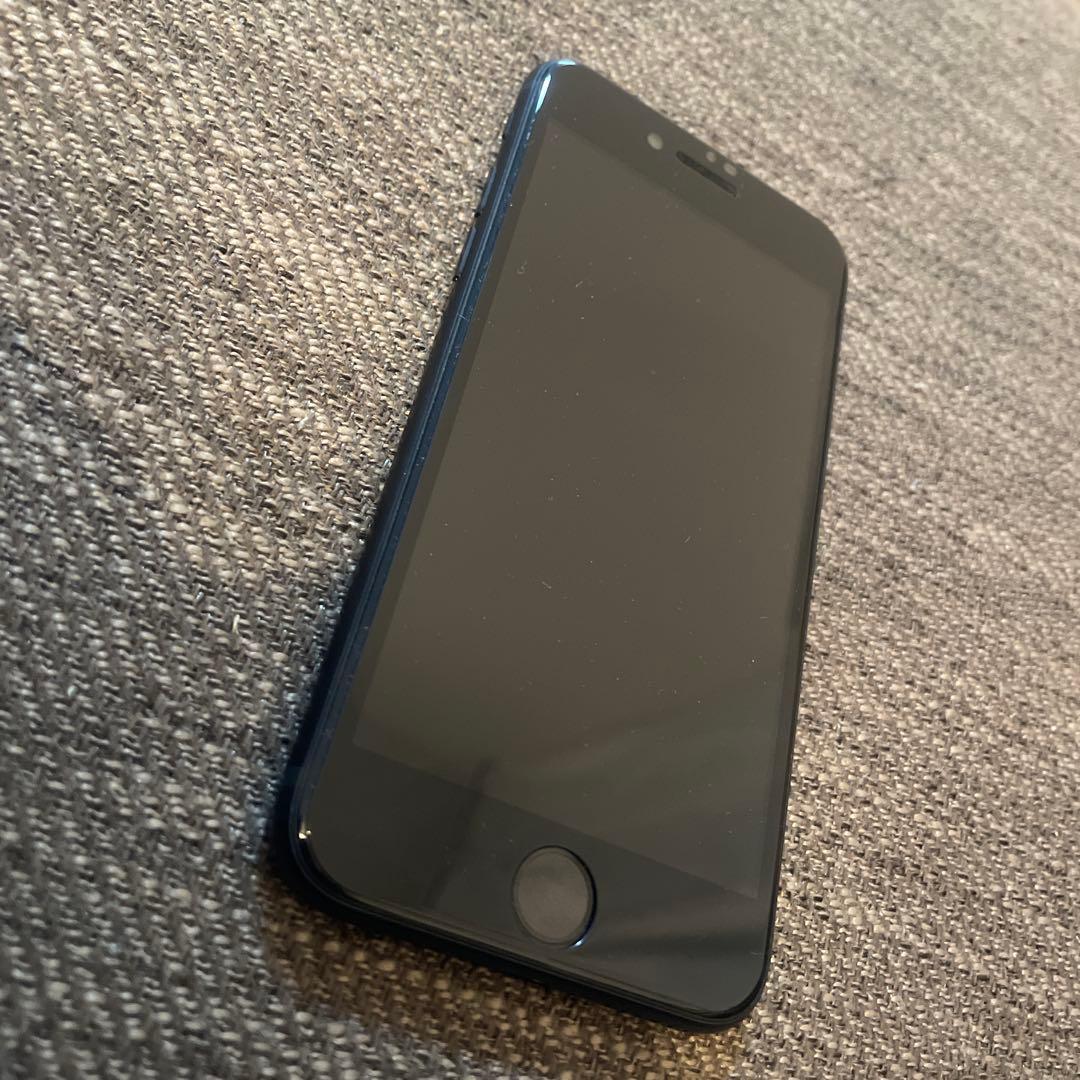 Apple iPhone SE ブラック　SMフリー 64GB