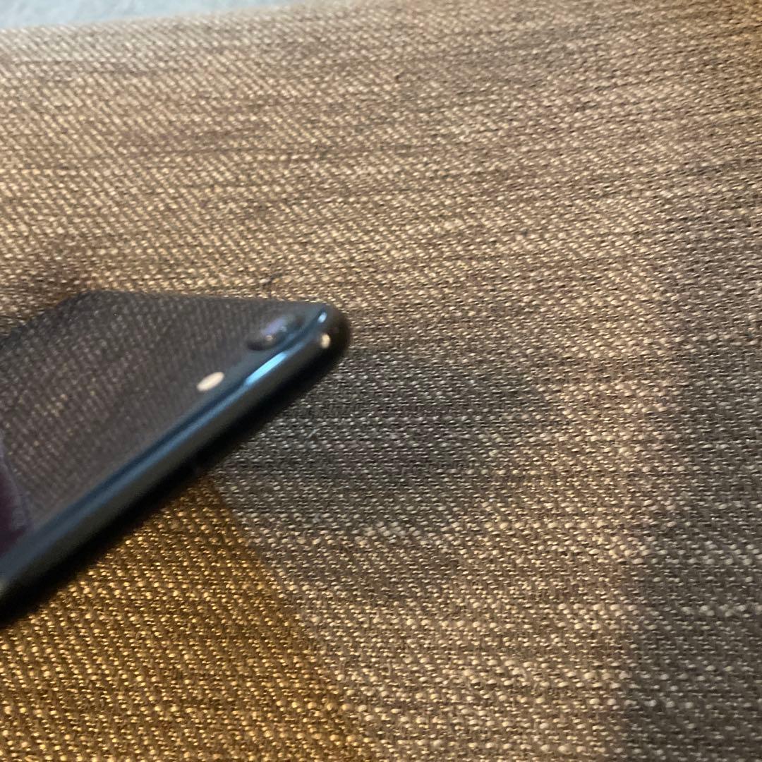 Apple iPhone SE ブラック　SMフリー 64GB