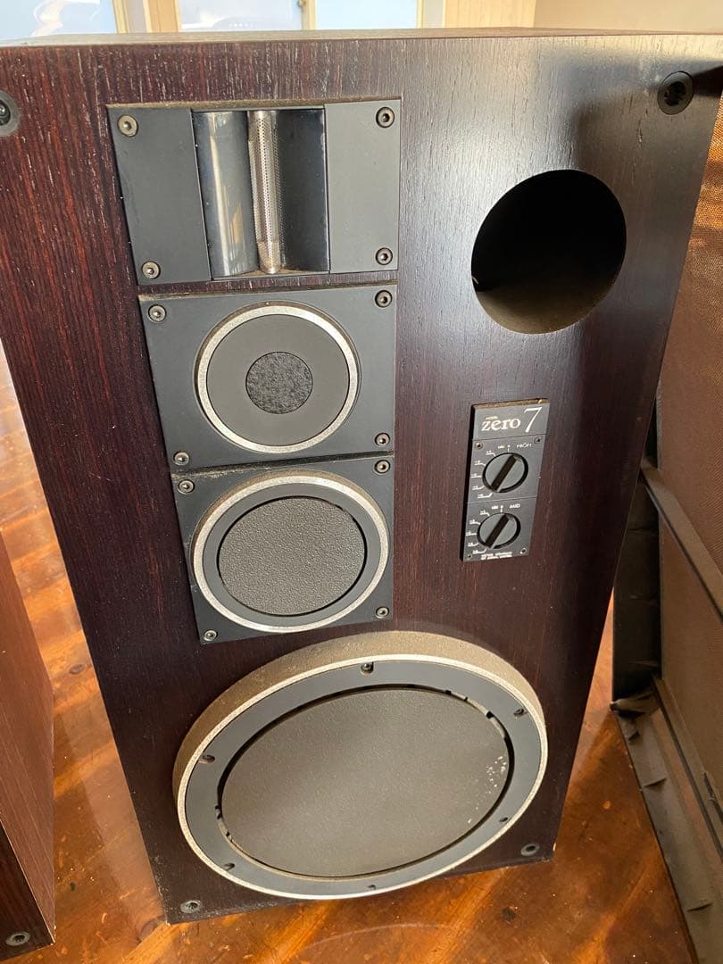 スピーカー・ウーファー Victor zero7
