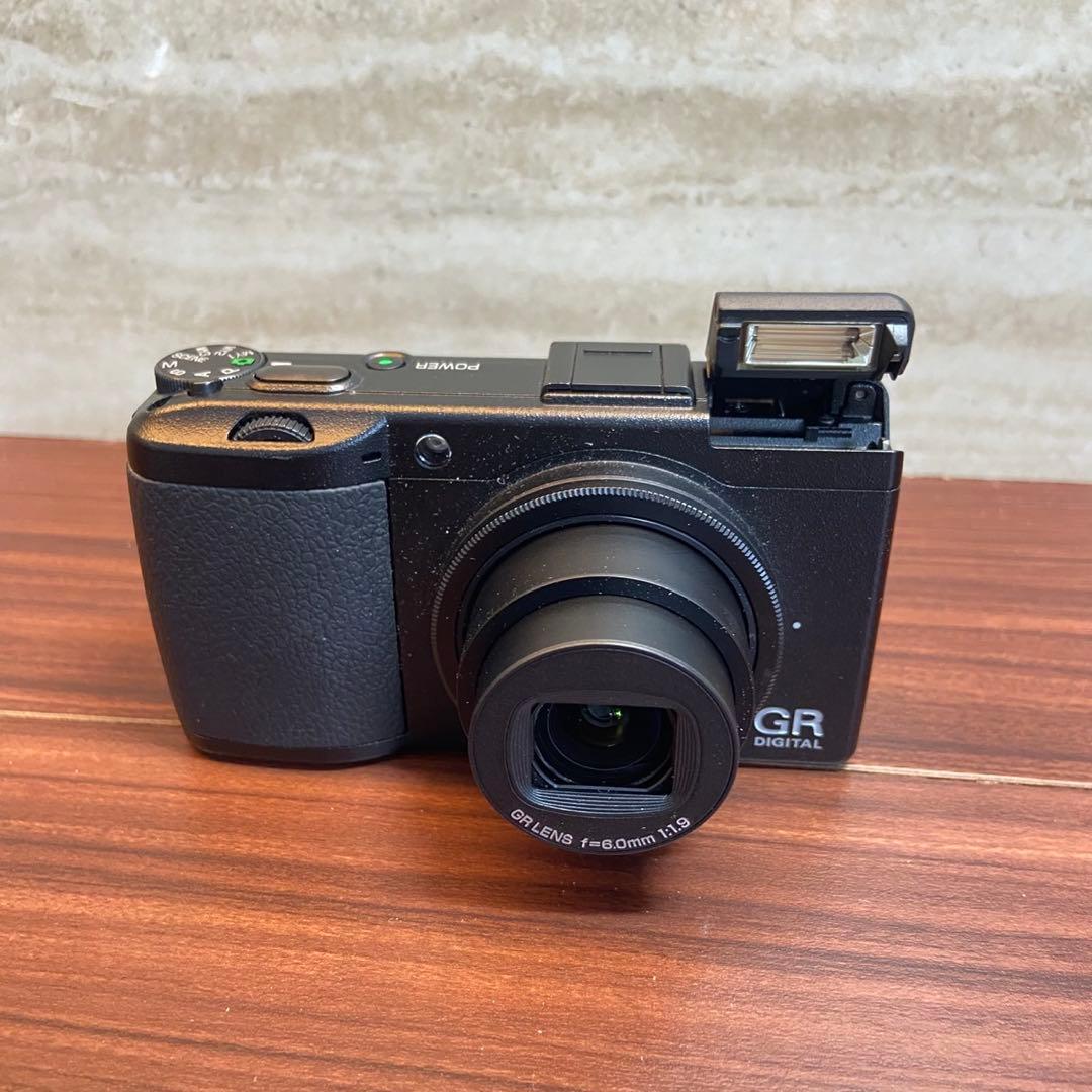 RICOH GR DIGITAL Ⅲ デジカメ ほぼ新品 4941