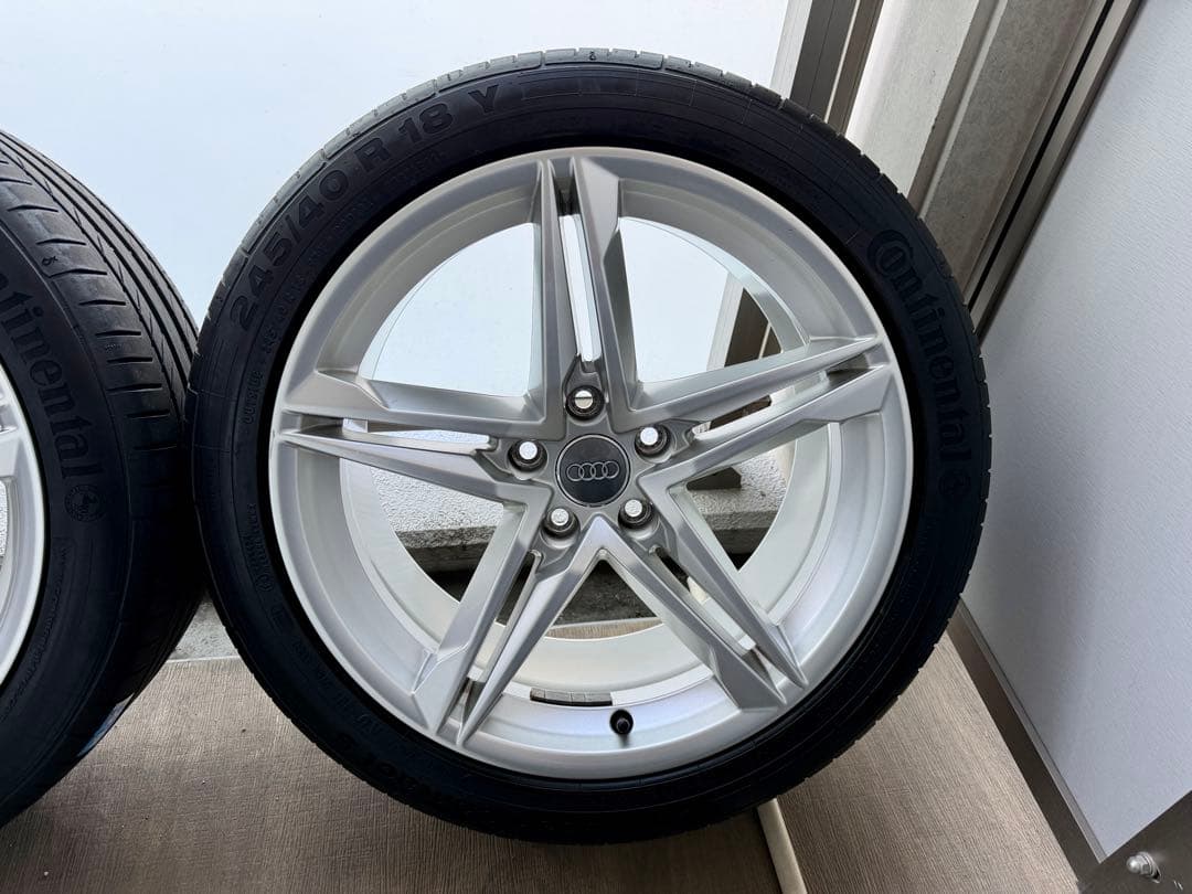 Audi アウディ A5純正18インチ タイヤ&ホイールセット
