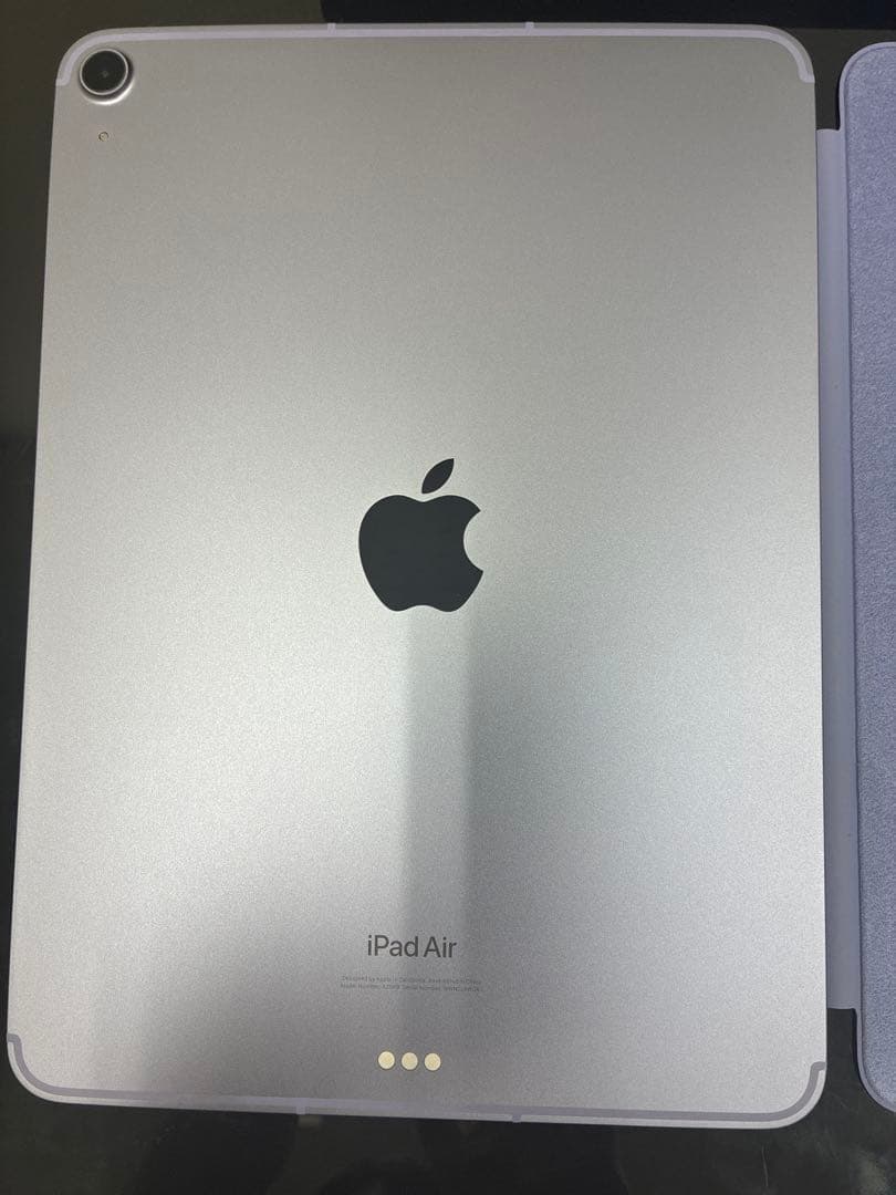 iPad Air 第5世代 64GB Wi-Fi+Cellular 純正ケース付
