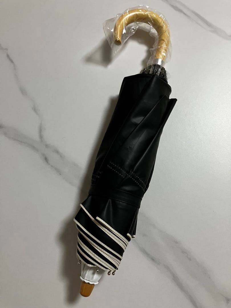 COKAGE+ 2段折傘 リリィホワイト×ラテベージュ　木手元55cm