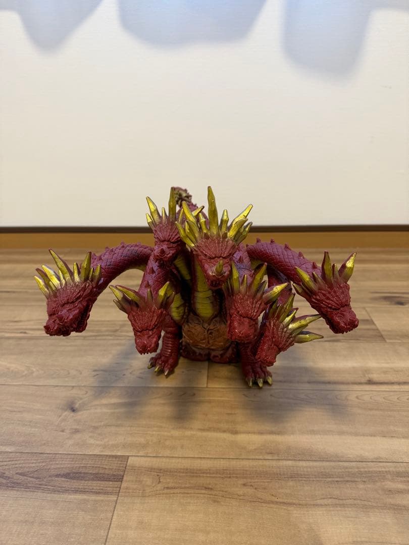 ヤマタノオロチ フィギュア