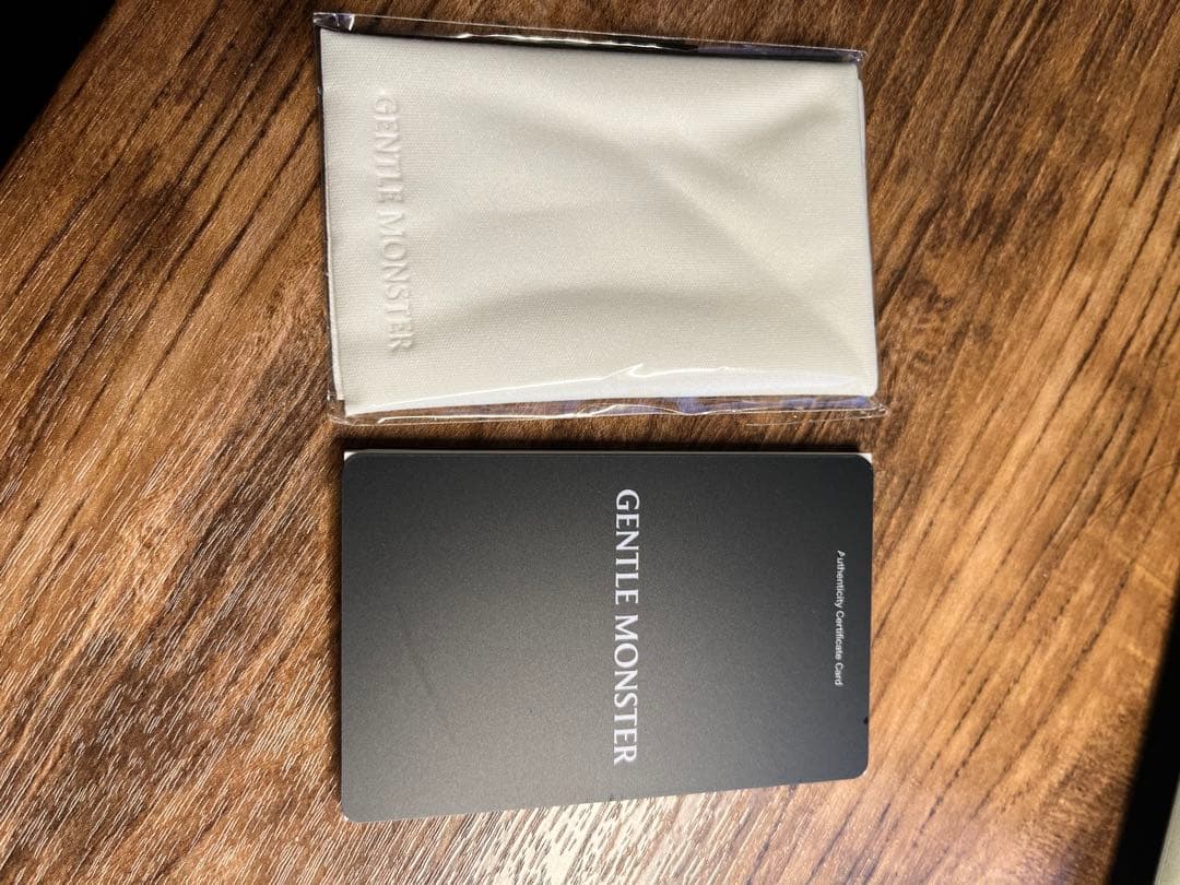 Gentle Monster Academya ブラウン