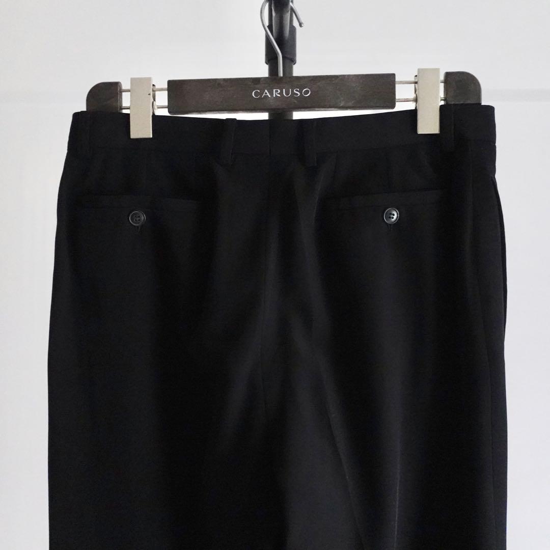 GIORGIO ARMANI ブラック　ソフトスラックス　イタリア製