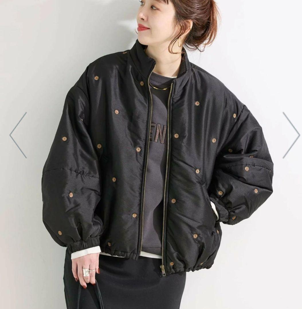 今季購入★極美品★ベーセーストックB.CSTOCK中わた刺繍ブルゾン黒アウター