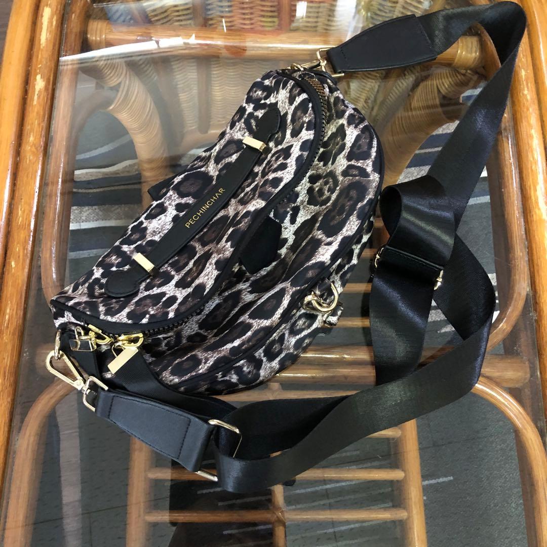 PECHINCHAR ヒョウ柄 ボディバッグ
