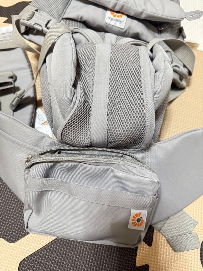 ergobaby OMNI 360 クールエアパールグレー