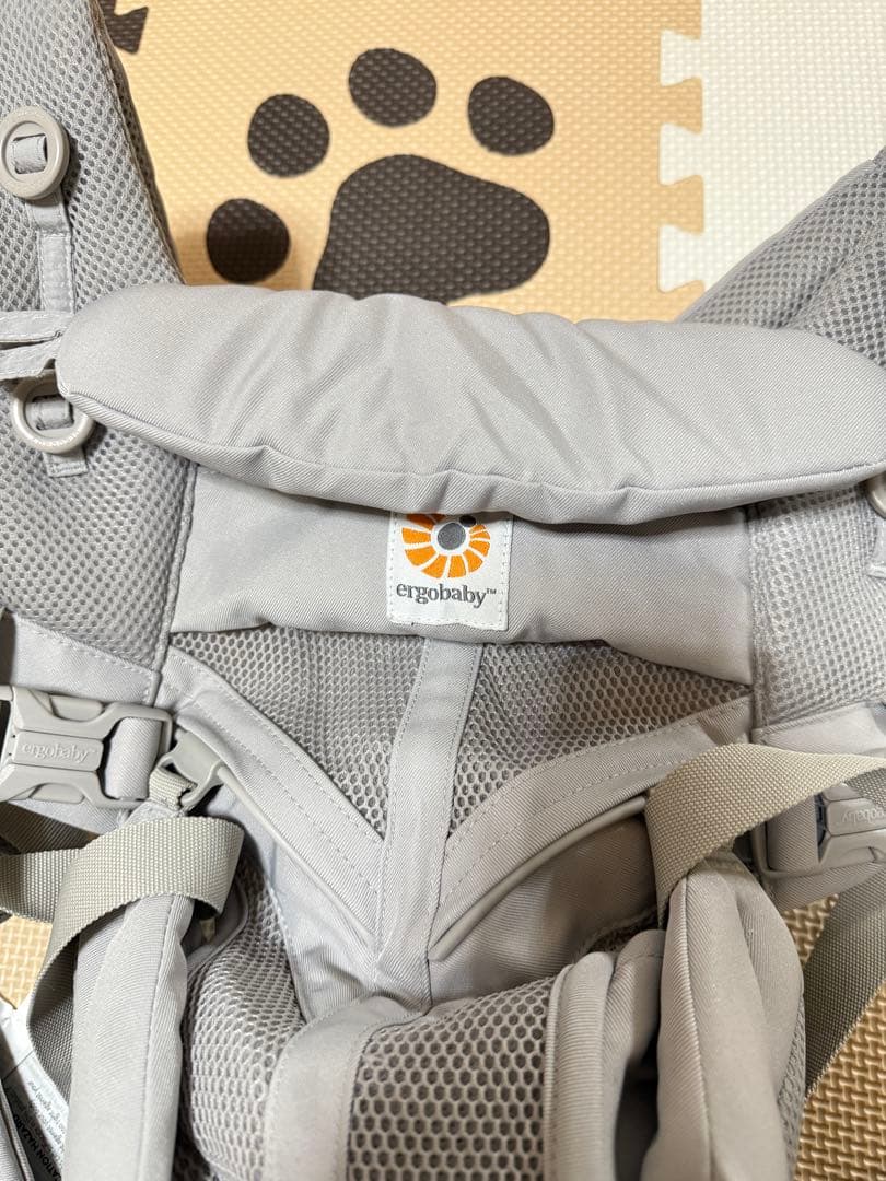 ergobaby OMNI 360 クールエアパールグレー
