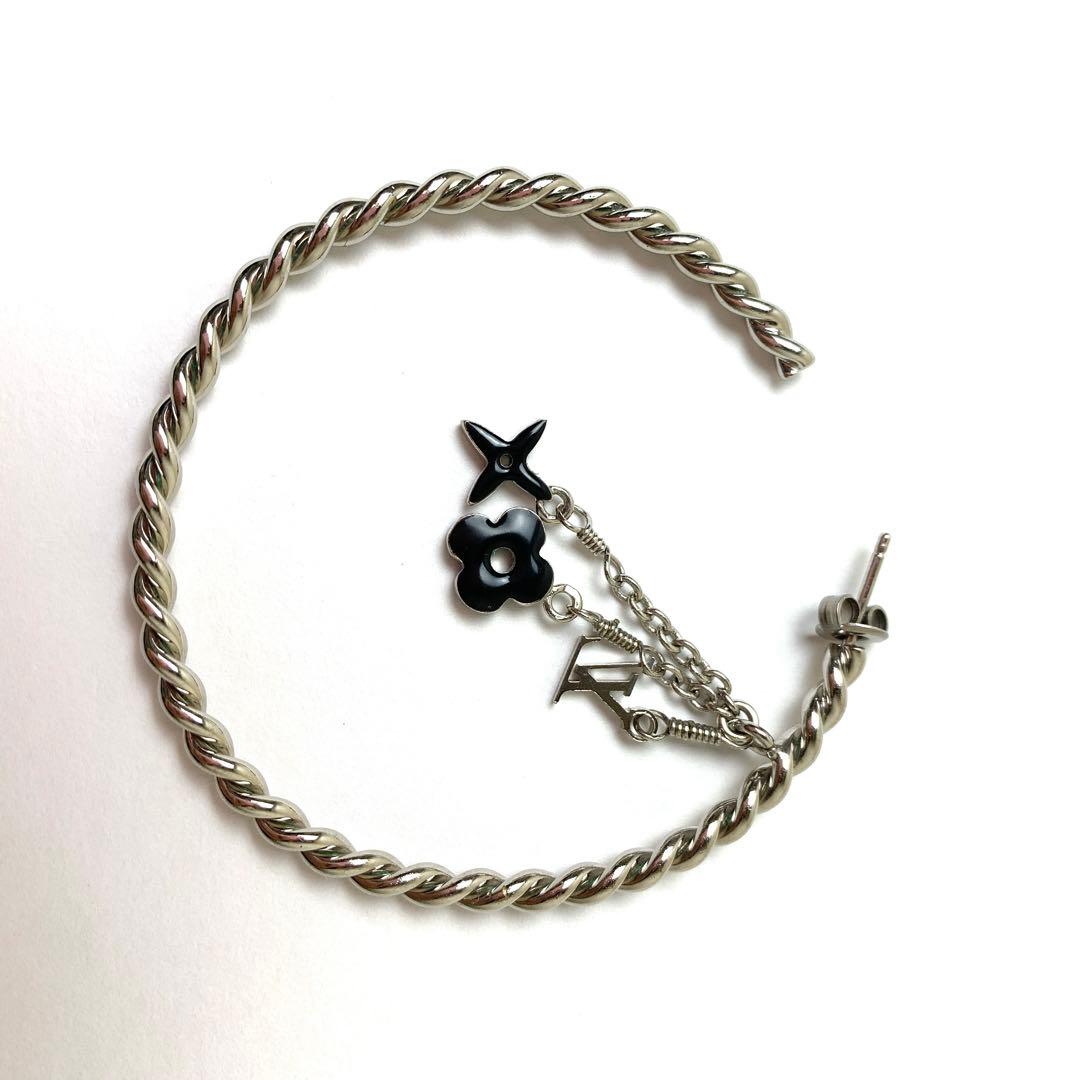 LOUIS VUITTON ピアス　クレオール　フープ　イヤリング　シルバー