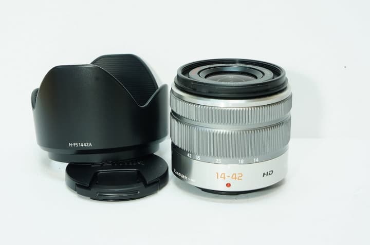 【パナソニック】 LUMIX G VARIO 14-42mm シルバー