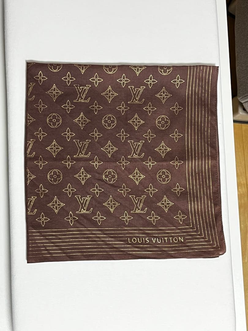 LOUIS VUITTON モノグラム ハンカチ コットン