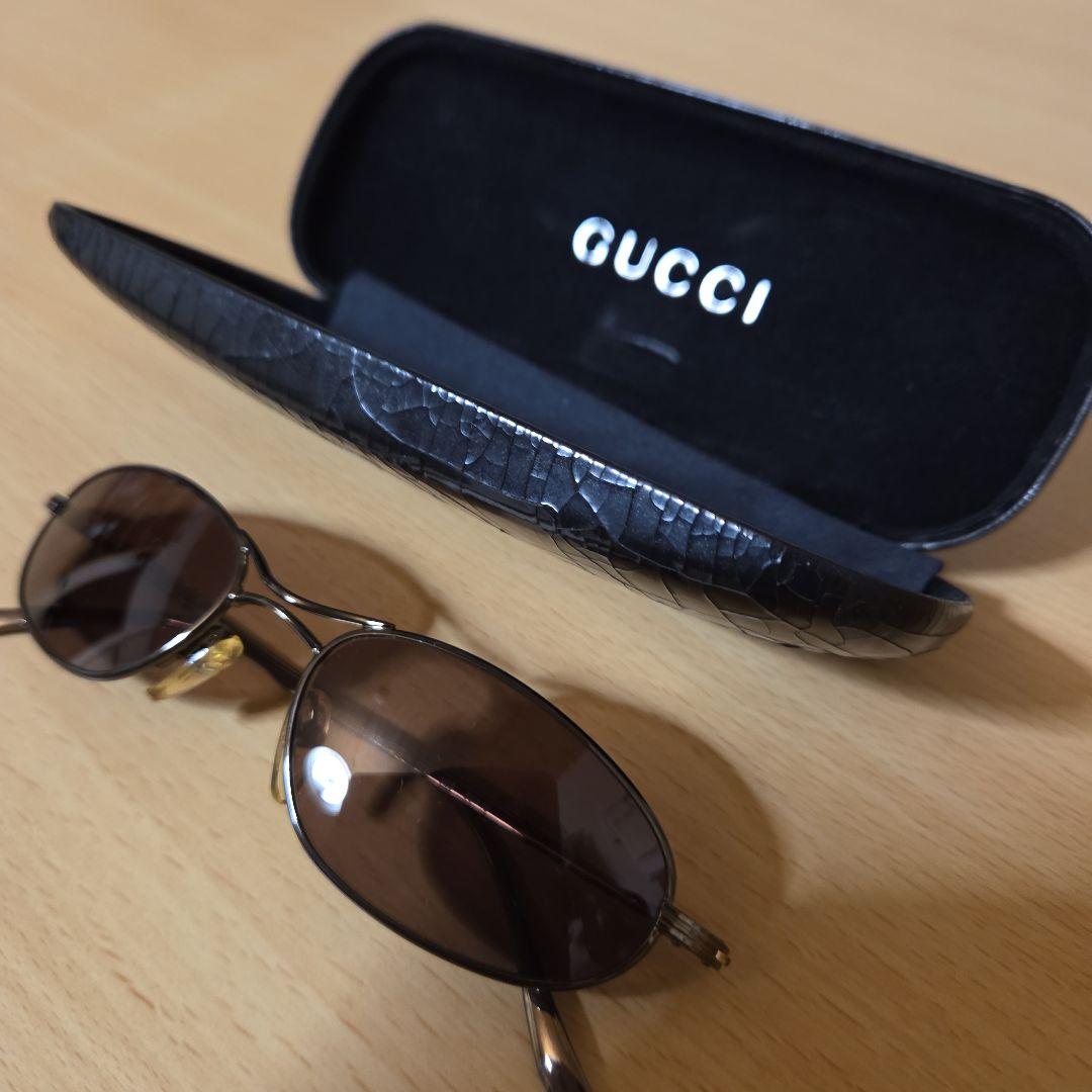 値下げ中　GUCCI ブラウンレンズ メタルサングラス ケース付き