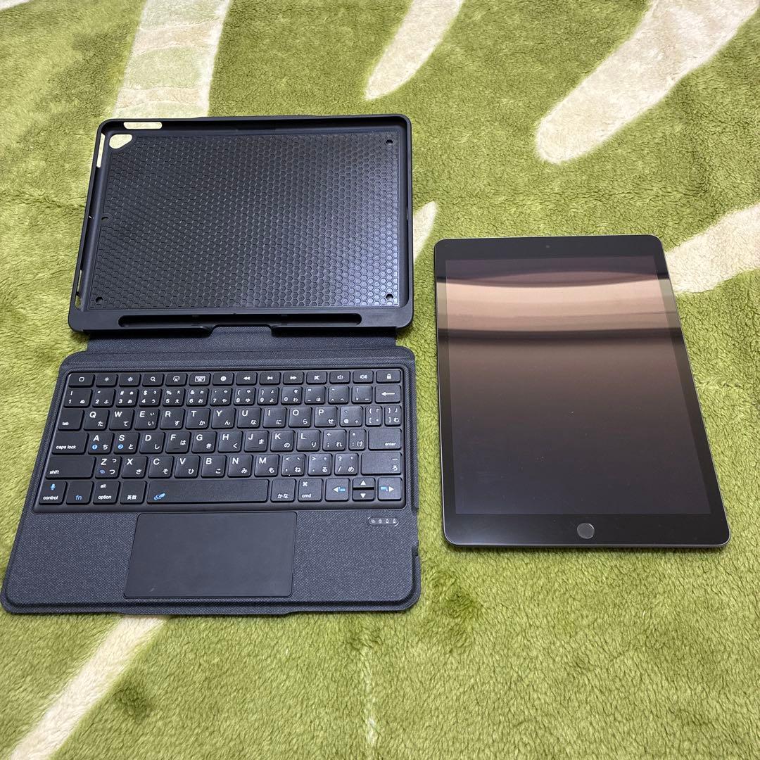 iPad 第9世代 Wi-Fi64GB スペースグレイ＋おまけキーボード付き