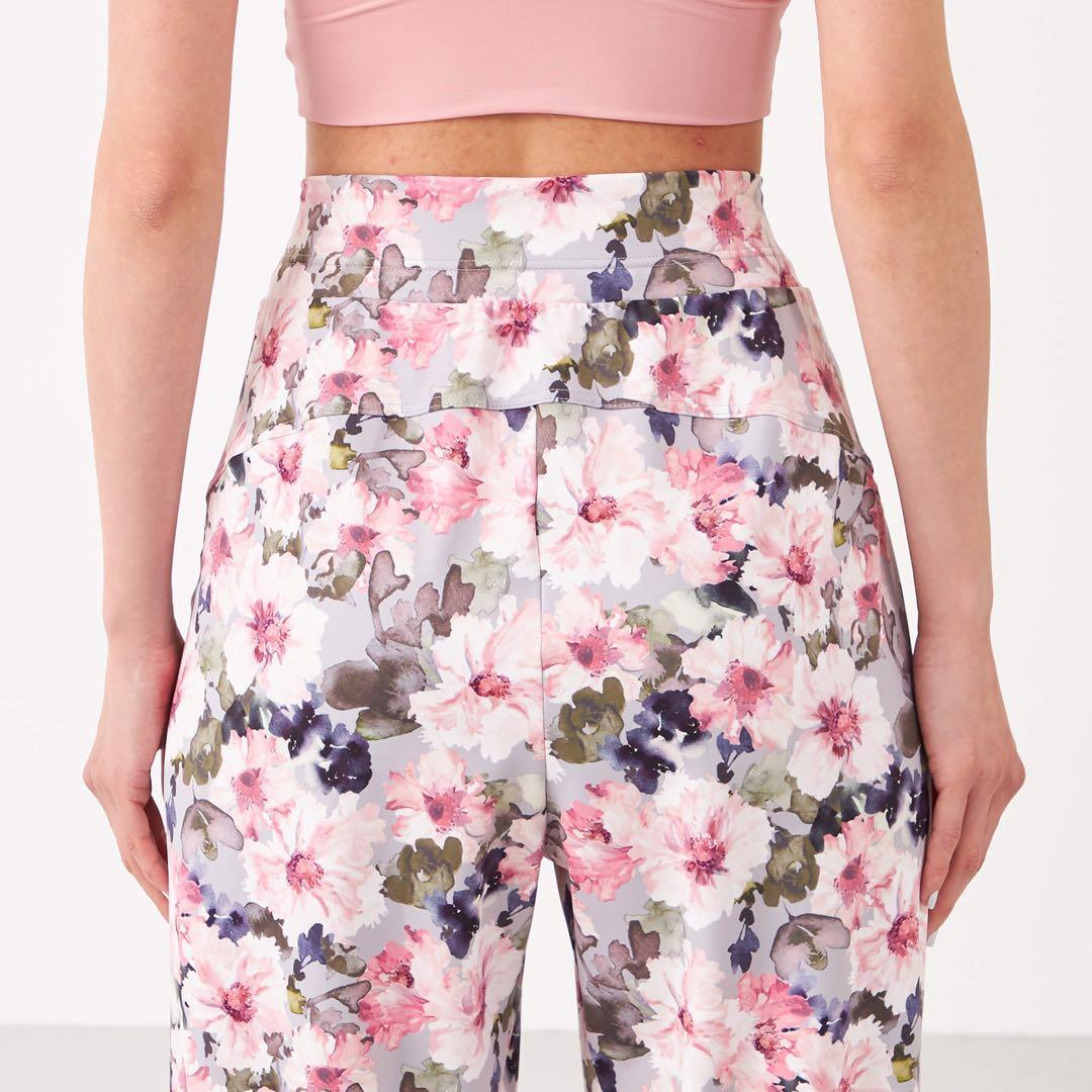 チャコット　ラナンキュラスプリントパンツL