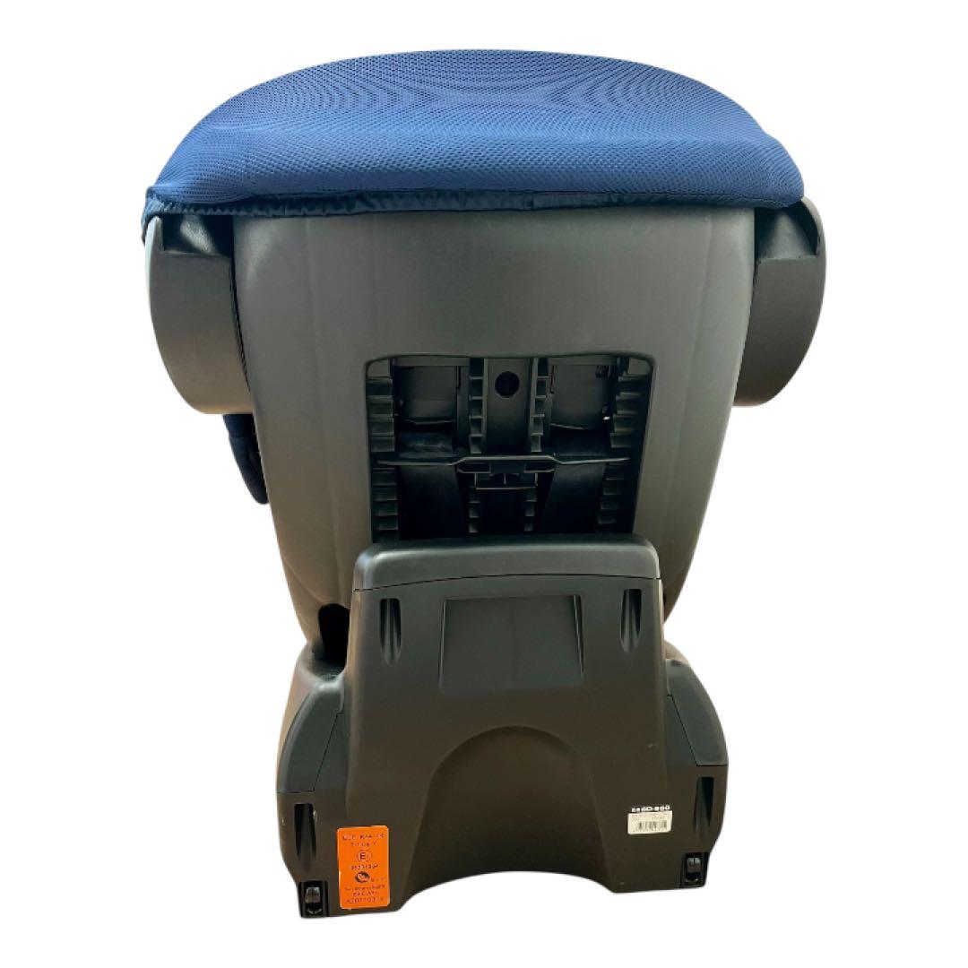 ISOFIXチャイルドシート　クレイドル