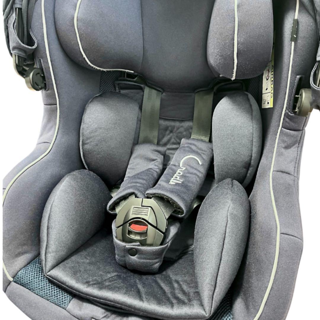 ISOFIXチャイルドシート　クレイドル