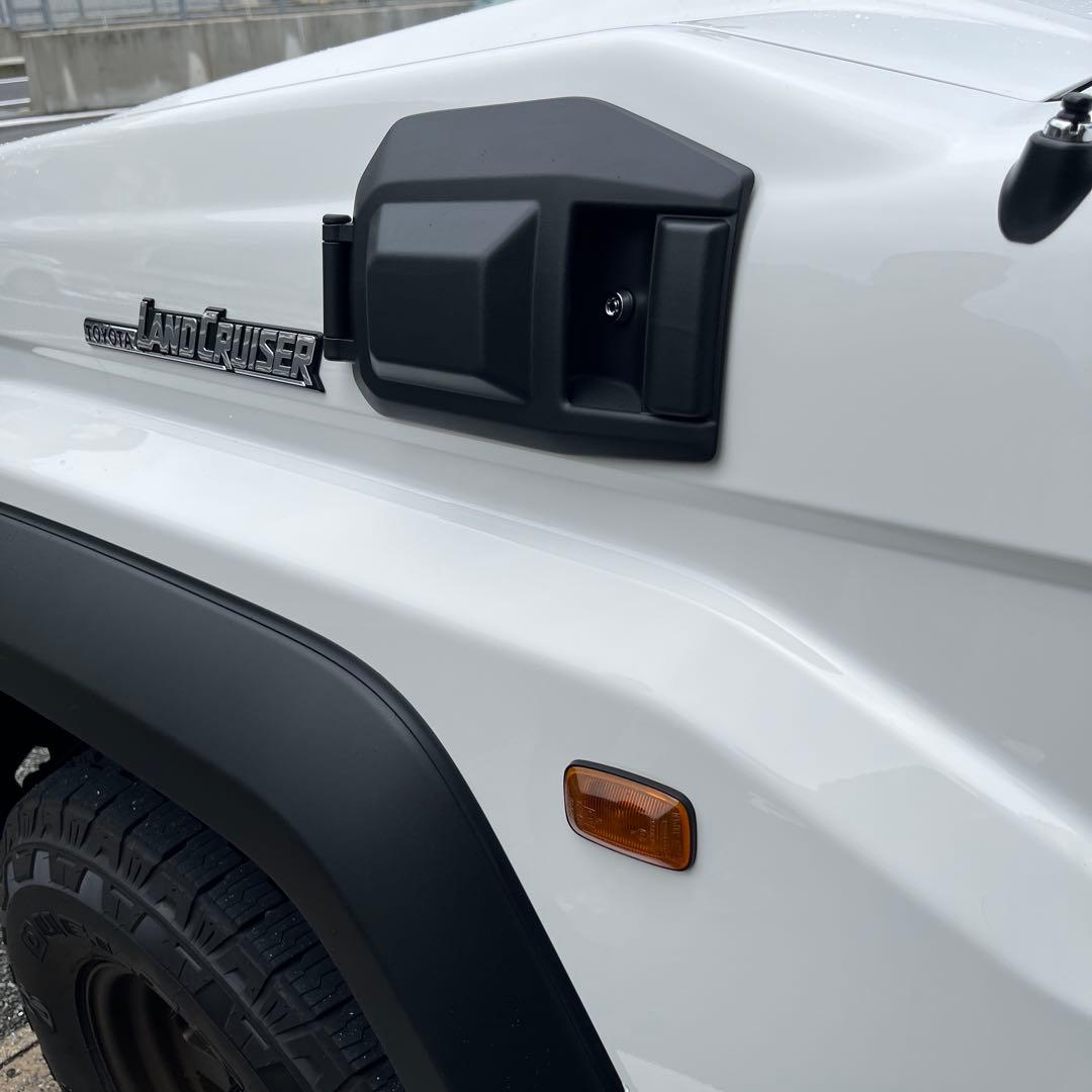 た*く様 再再販ランクル70 GDJ76 セキュリティキー付リッドカバー　新型ラ