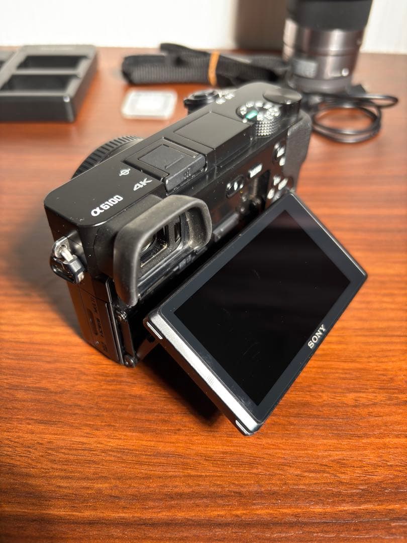 SONY ミラーレスカメラα6100本体+ズームレンズセット