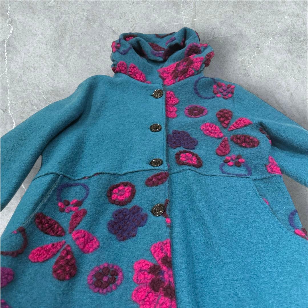 イタリア製　パネルマルチ花柄圧縮ウールコート　スタンド襟　ミドル丈　ターコイズ