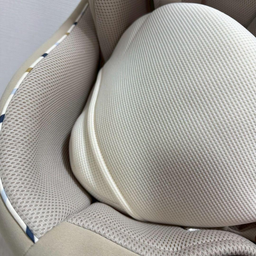【極美品】コンビ クルムーヴスマート JN-570 ベージュ チャイルドシート