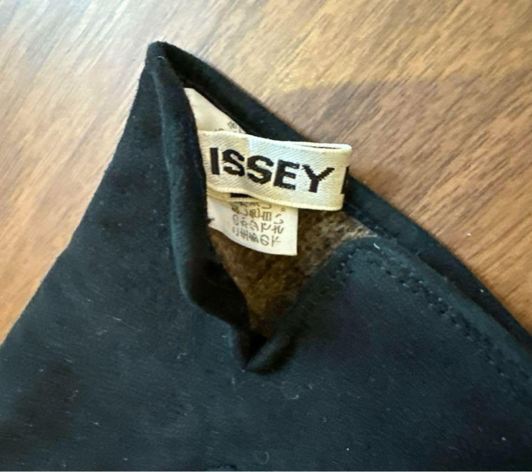 【極美品】　ISSEY MIYAKE スエード グローブ
