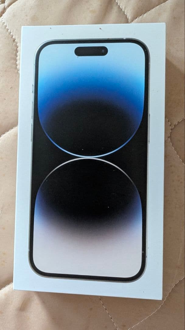 Apple iPhone 14 Pro 本体