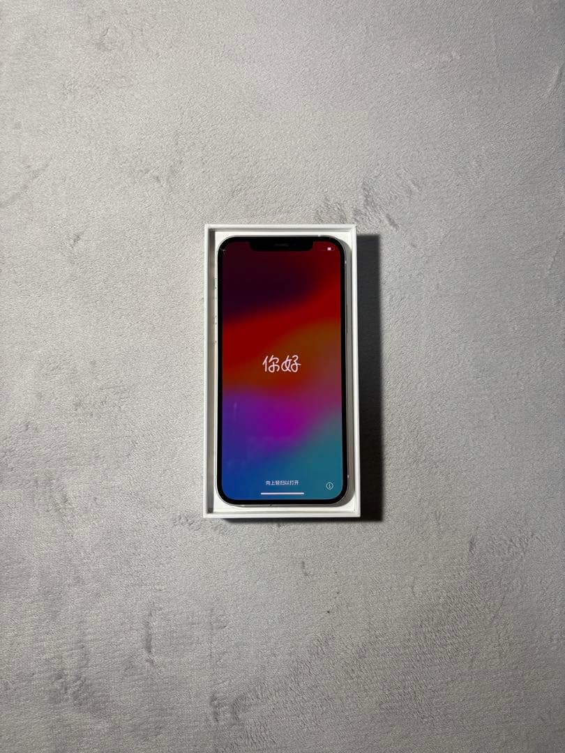 Apple iPhone 12 ホワイト 64GB 本体