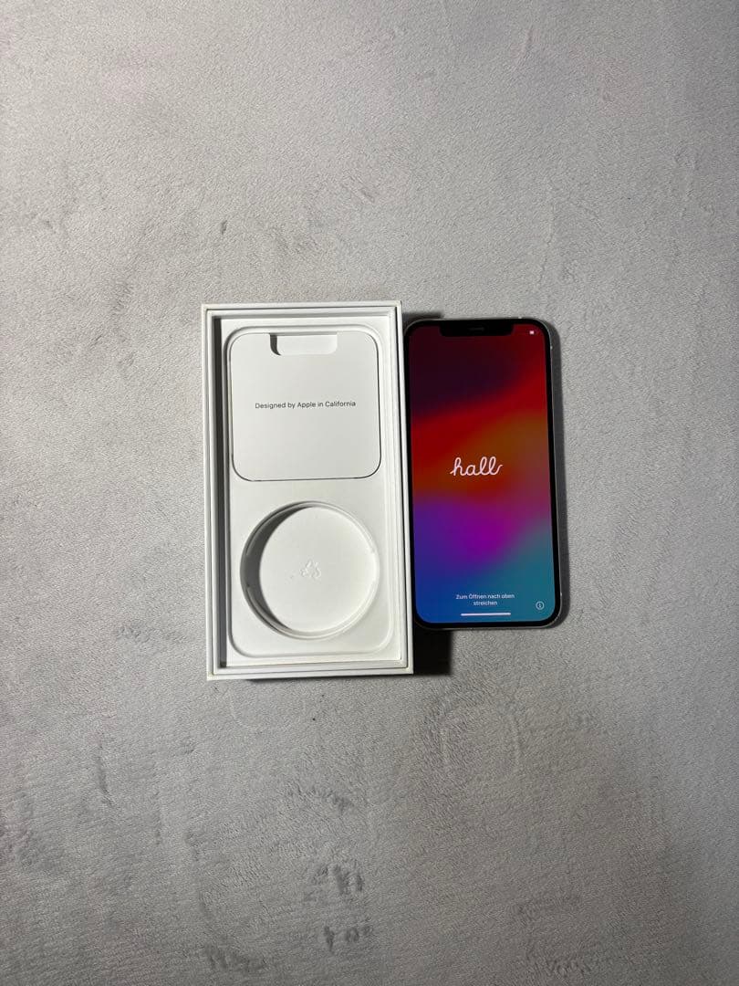 Apple iPhone 12 ホワイト 64GB 本体