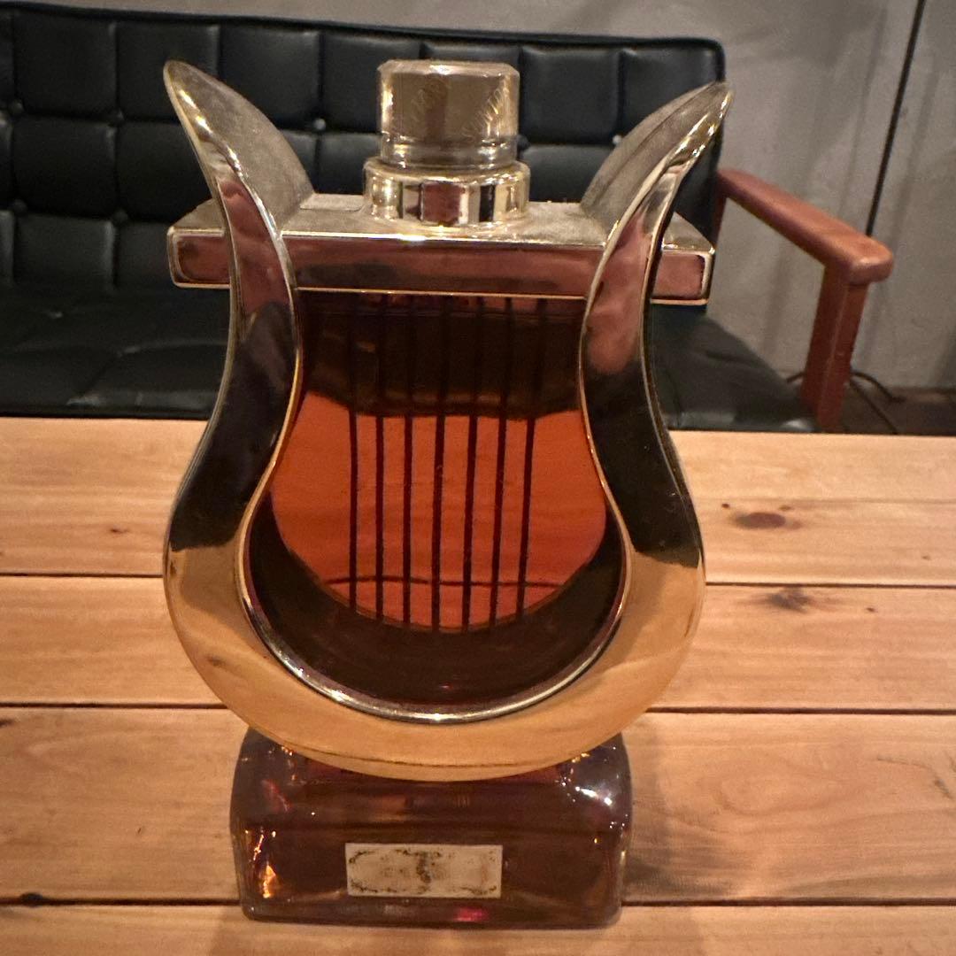 サントリー ウイスキー リザーブ ハープ型ボトル