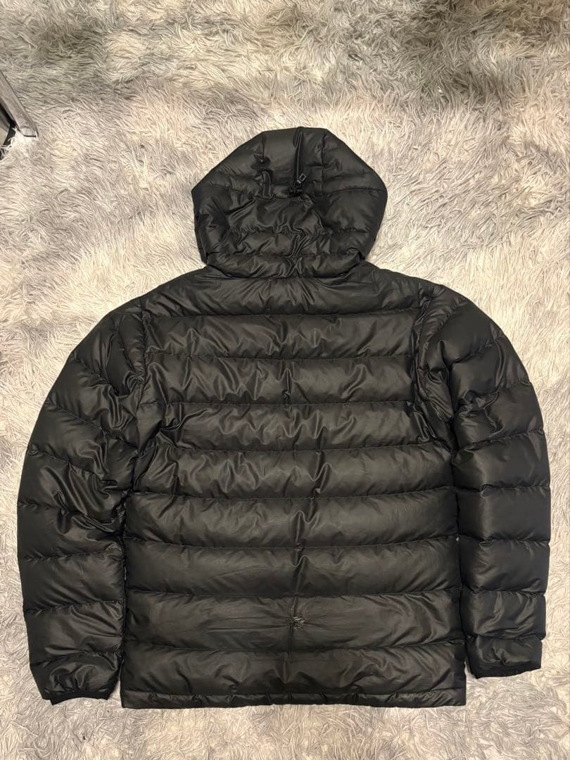 Patagonia フード付きダウンジャケット ブラック 訳アリ商品
