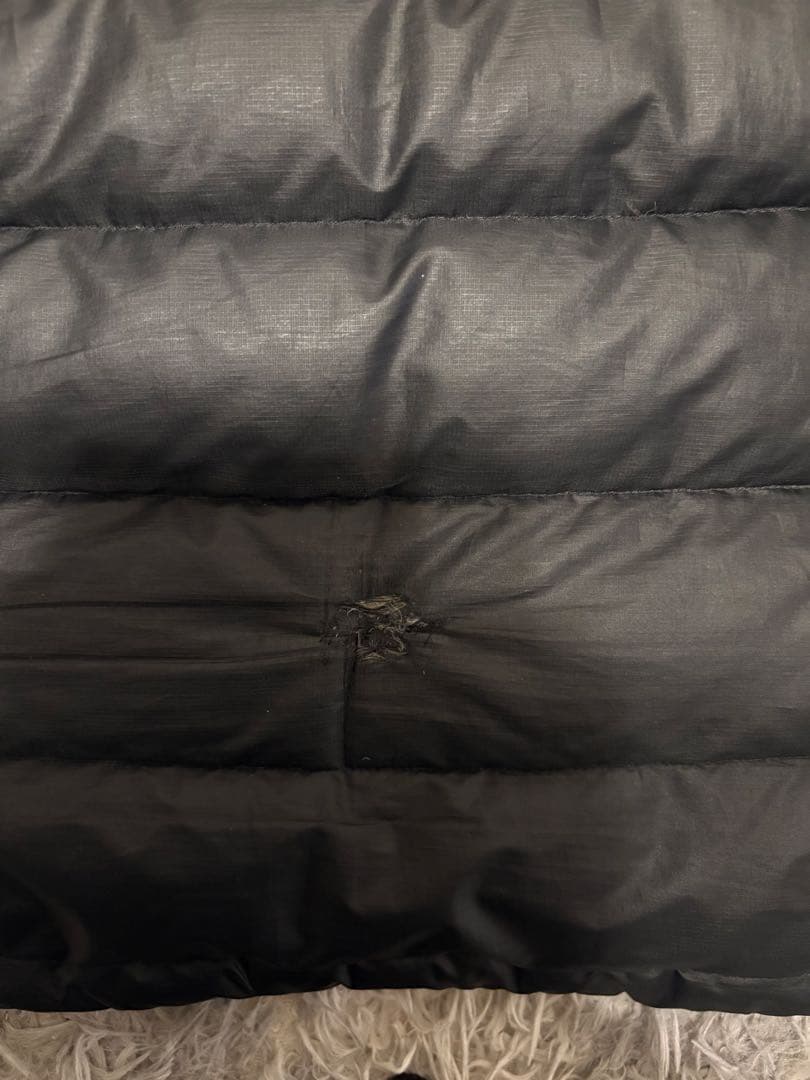 Patagonia フード付きダウンジャケット ブラック 訳アリ商品