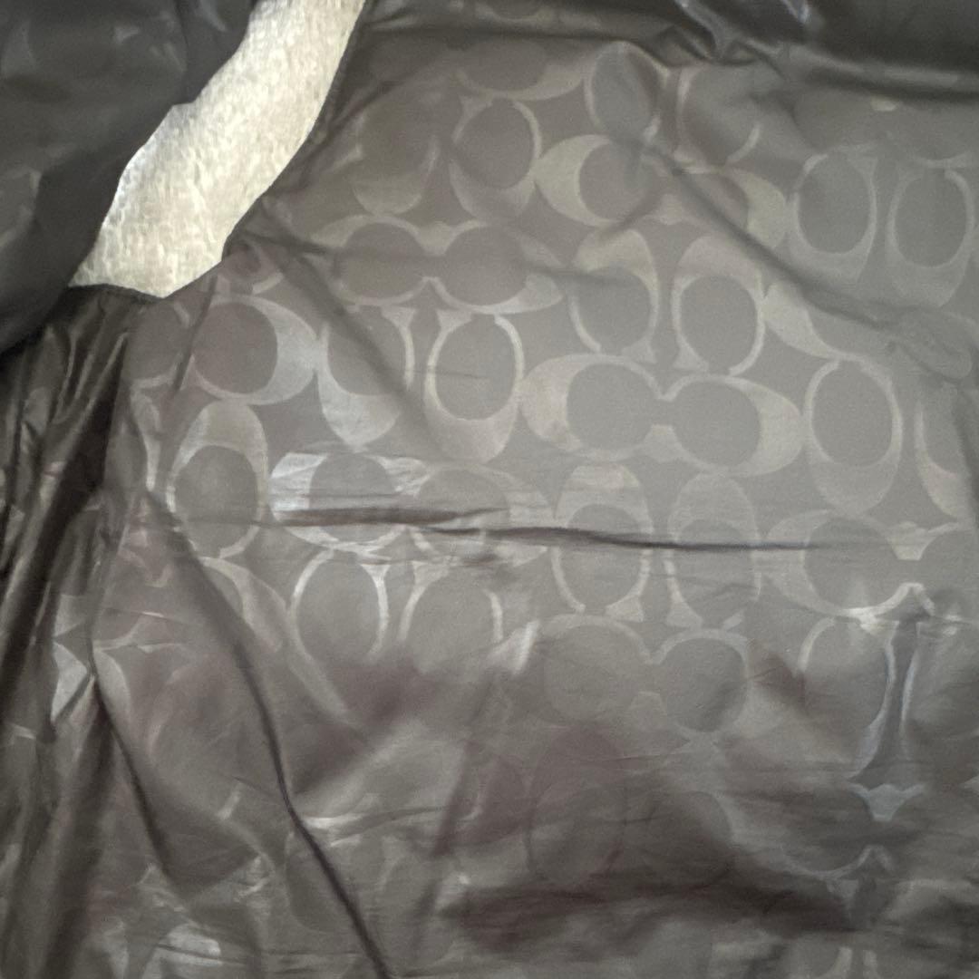 夏*雨様 COACH シグネチャーロゴ ダウンベスト M