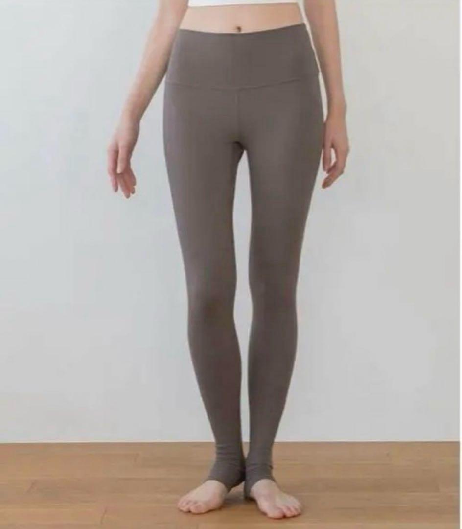 新品未使用　SUKALA トレンカレギンス／チャコールグレー　Mサイズ