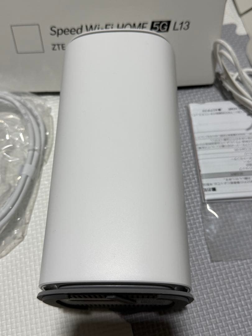 ZTE Speed Wi-Fi  5G L13 本体