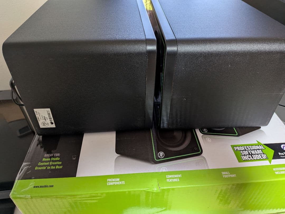 【CR4-XBT】Mackie スタジオモニタースピーカー マッキー
