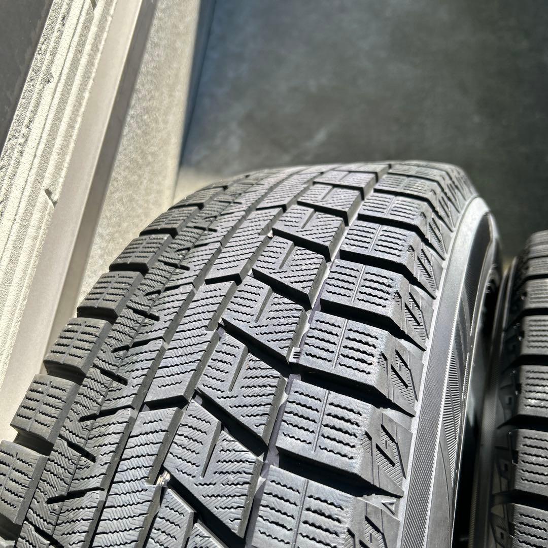 売り切りヨコハマ　スタッドレスタイヤ4本セット　16インチ205/60R16