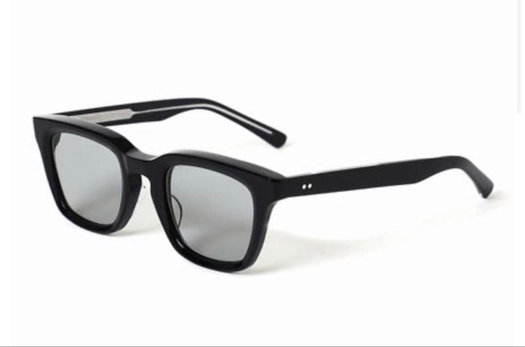 challengerサングラス　グリーンレンズ