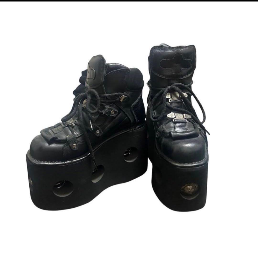 New rock 厚底ブーツ