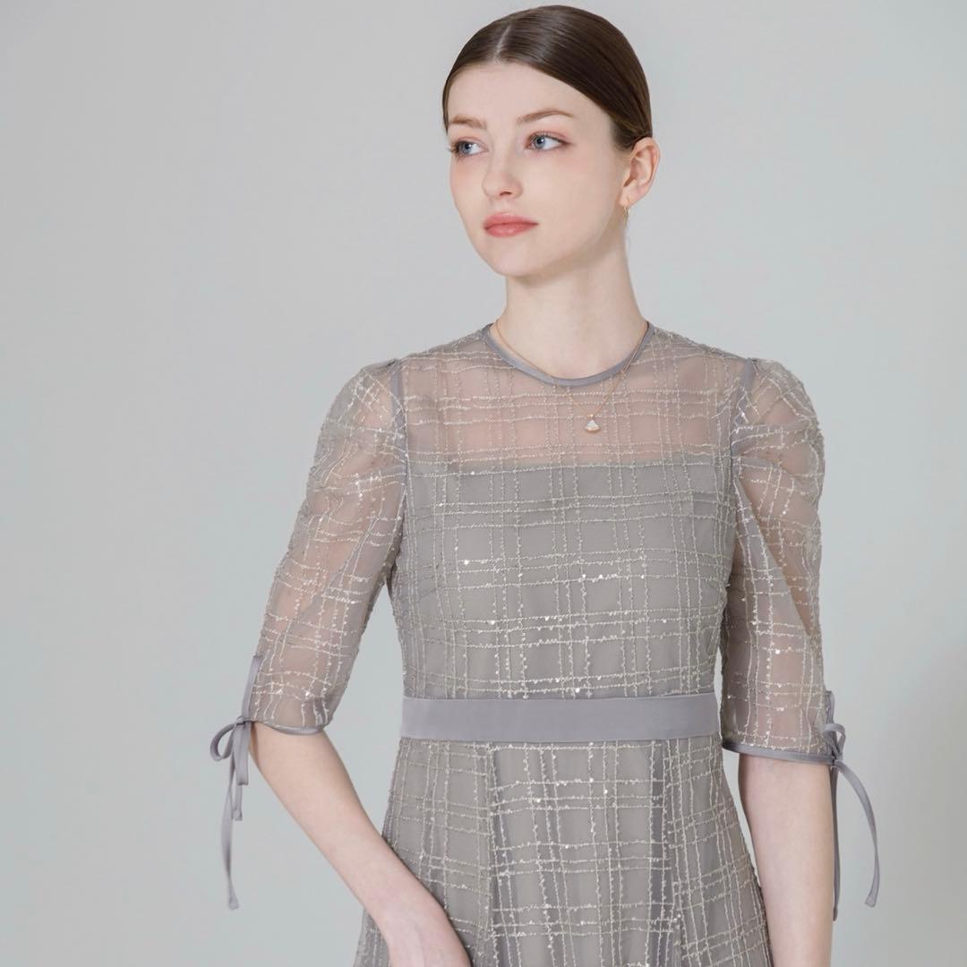 【限定値下げ】LEJA チェック刺繍スパンコール袖リボンワンピースドレス