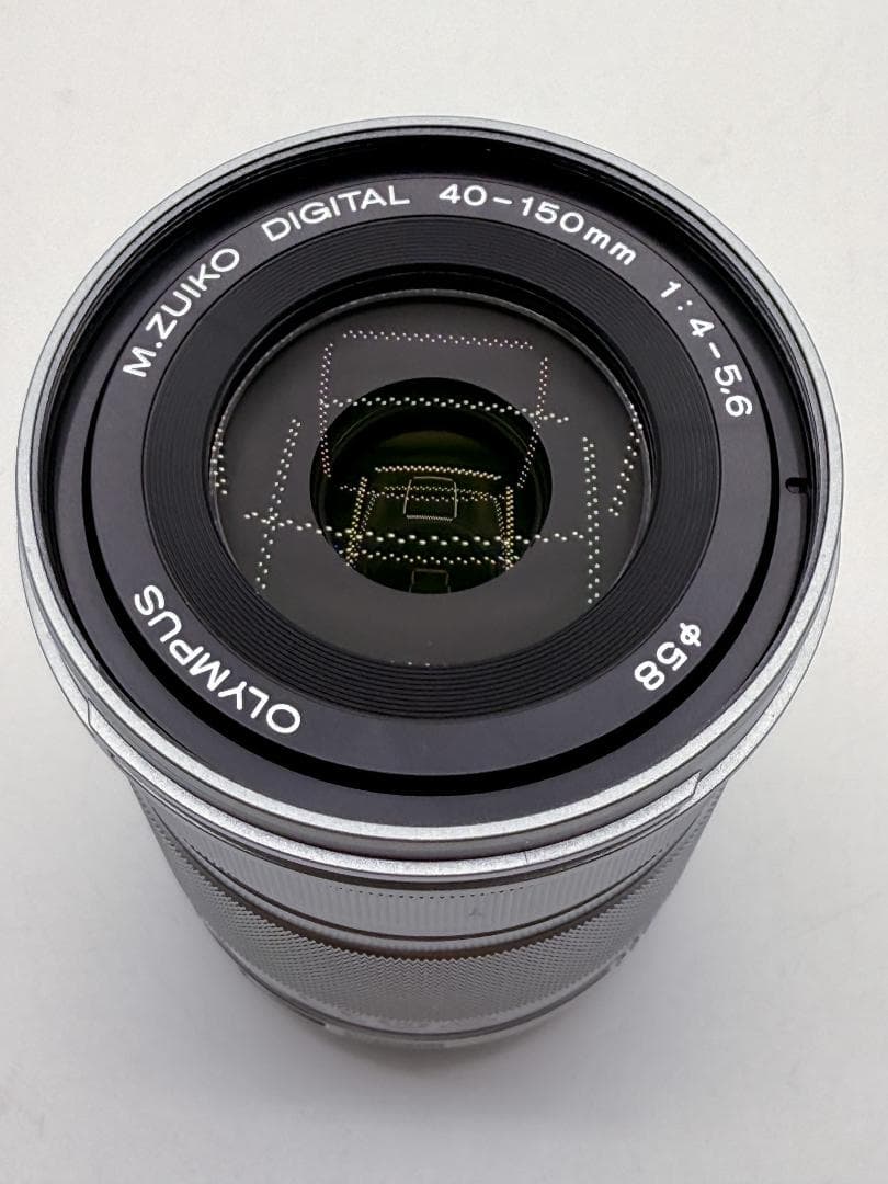 OLYMPUS M.ZUIKO 40-150mm R 中望遠ズームレンズシルバー