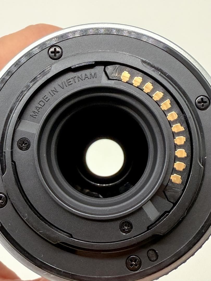 OLYMPUS M.ZUIKO 40-150mm R 中望遠ズームレンズシルバー