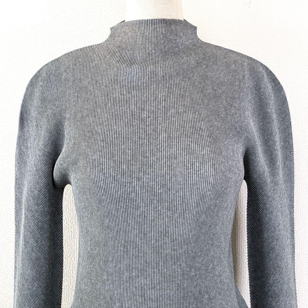 プリーツプリーズ　イッセイミヤケ　モックネック　カットソー　ミスト　3