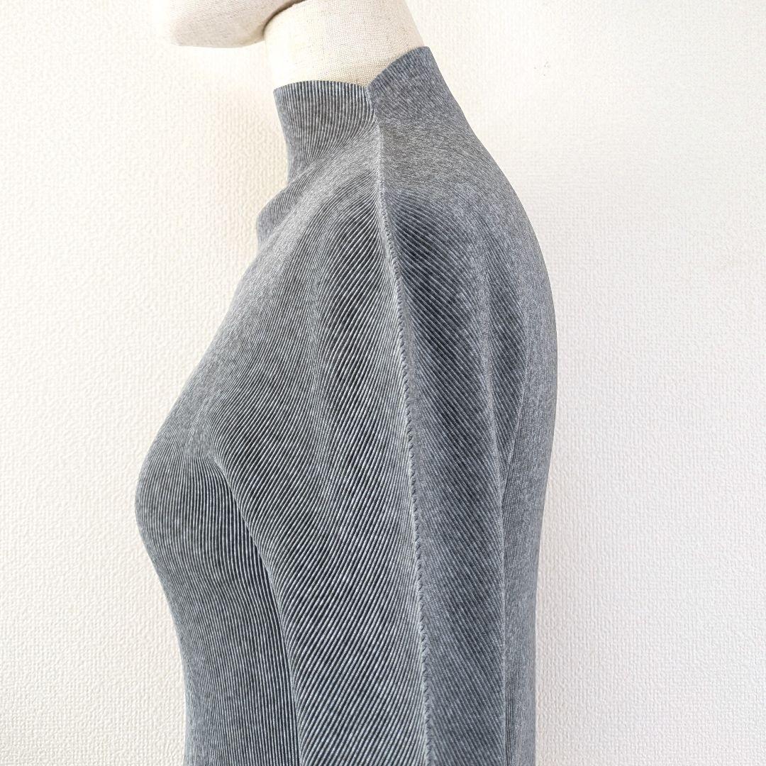プリーツプリーズ　イッセイミヤケ　モックネック　カットソー　ミスト　3