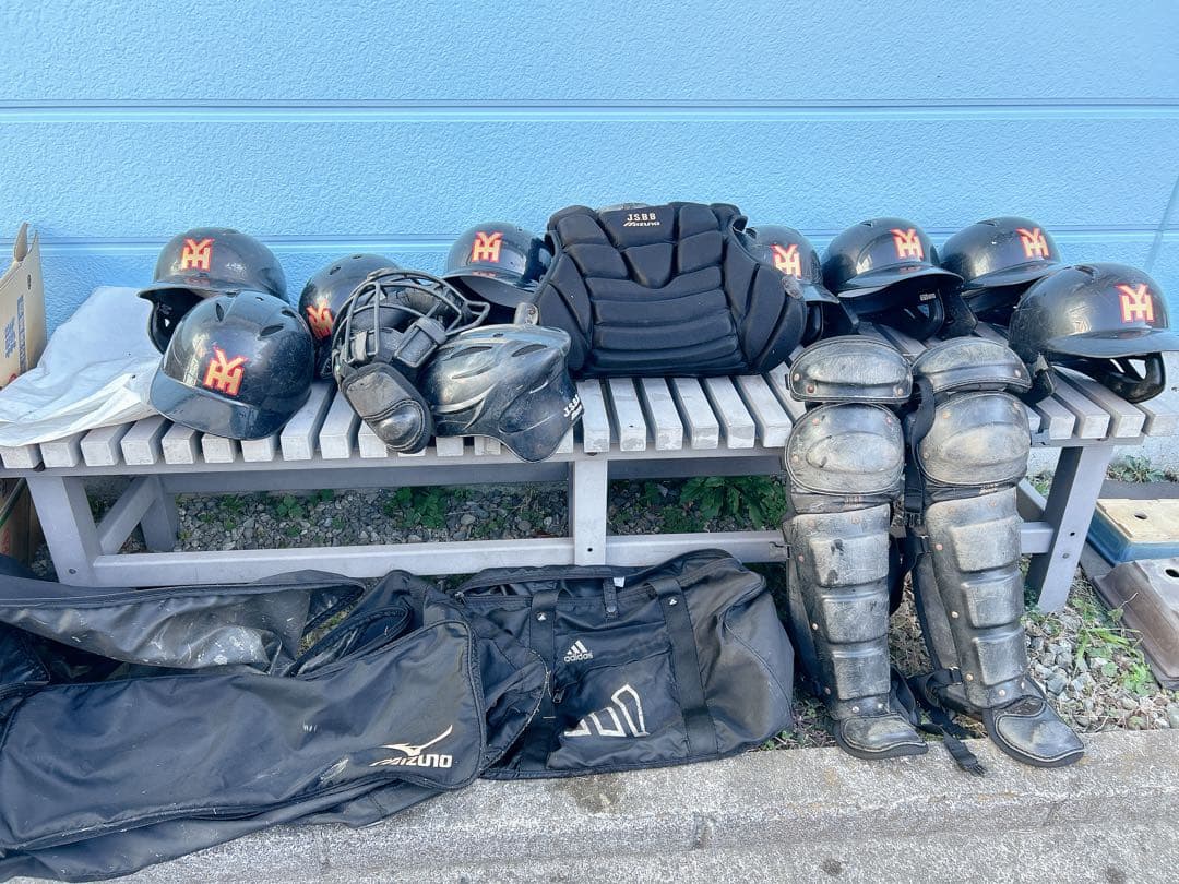 ☆早い者勝ち‼️野球のヘルメット キャッチャー防具一式 セット☆