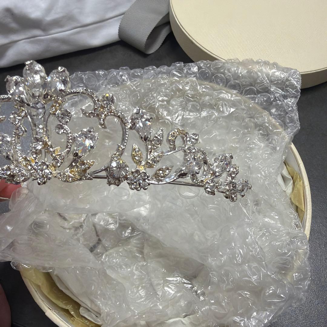 い*ぬ様 【大幅値下げ】ivory&co. ティアラ