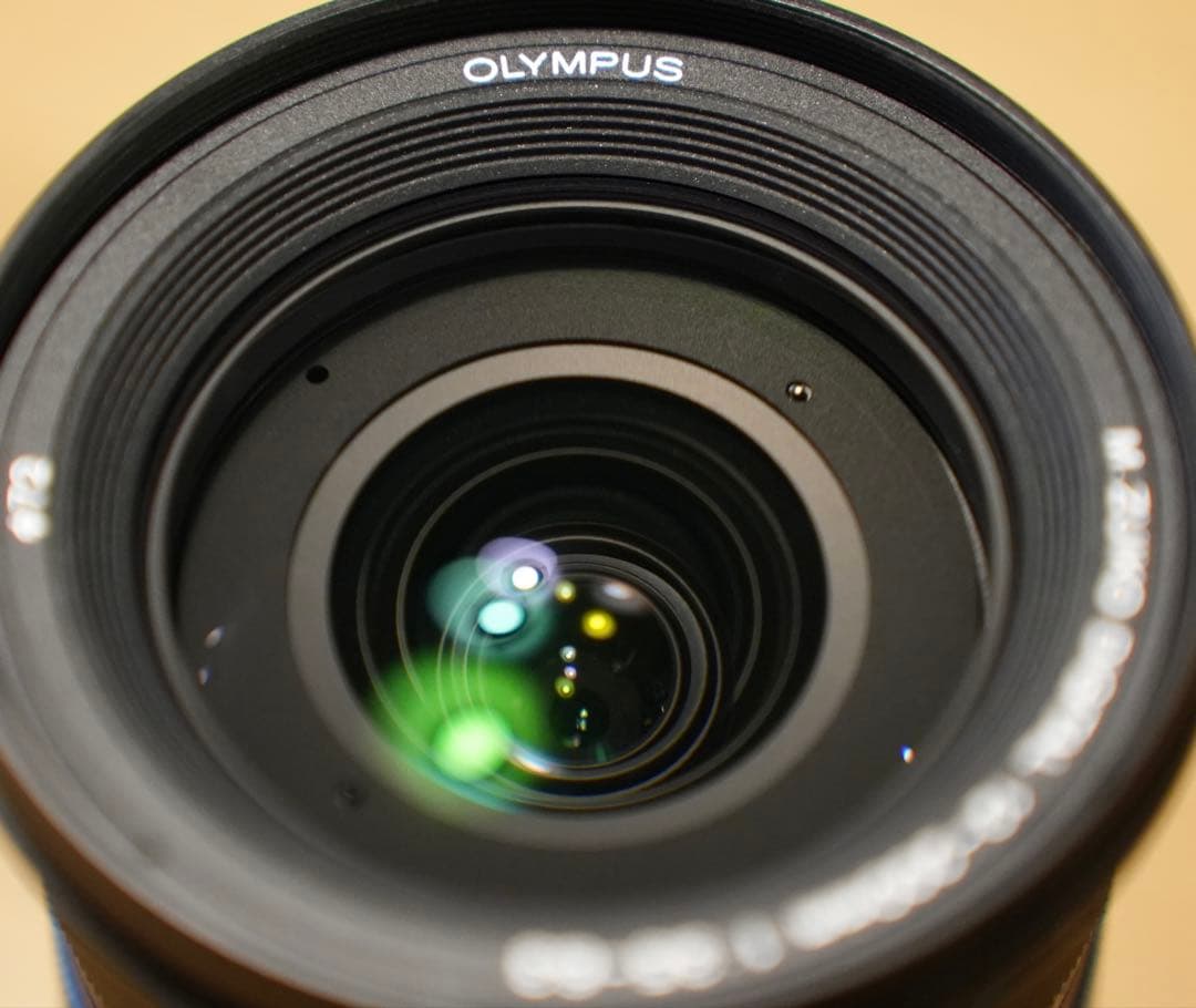 OLYMPUS 12-200mm ズームレンズ 本体